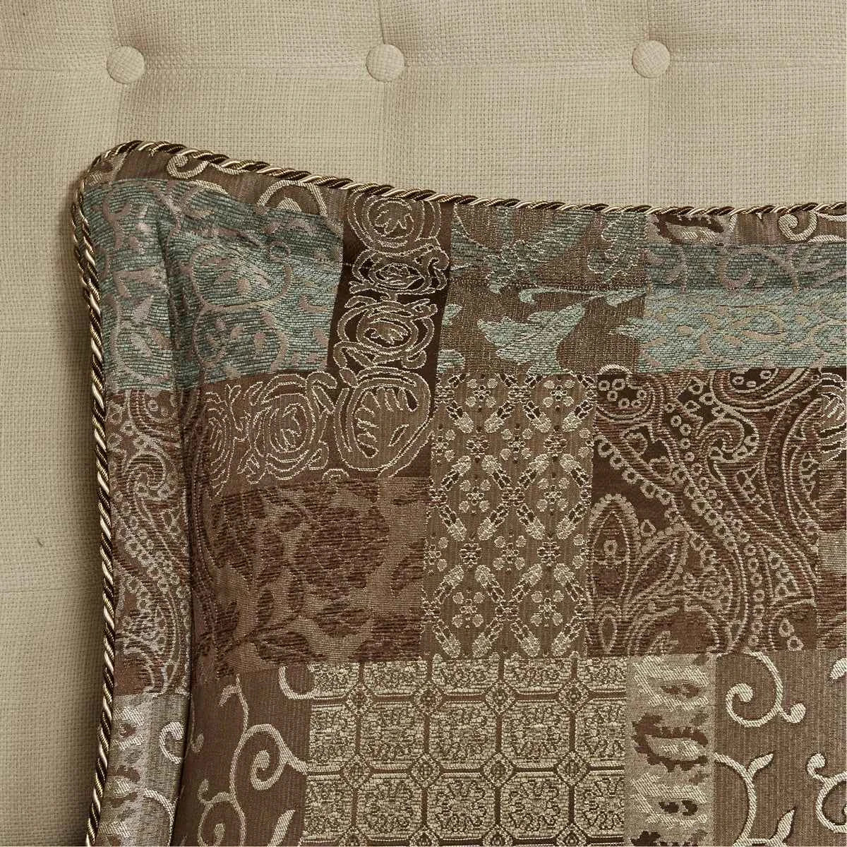 4-Piece Chenille Jacquard Comforter Set - Reversible Heavyweight Bedding with Shams and Satin Bed Skirt