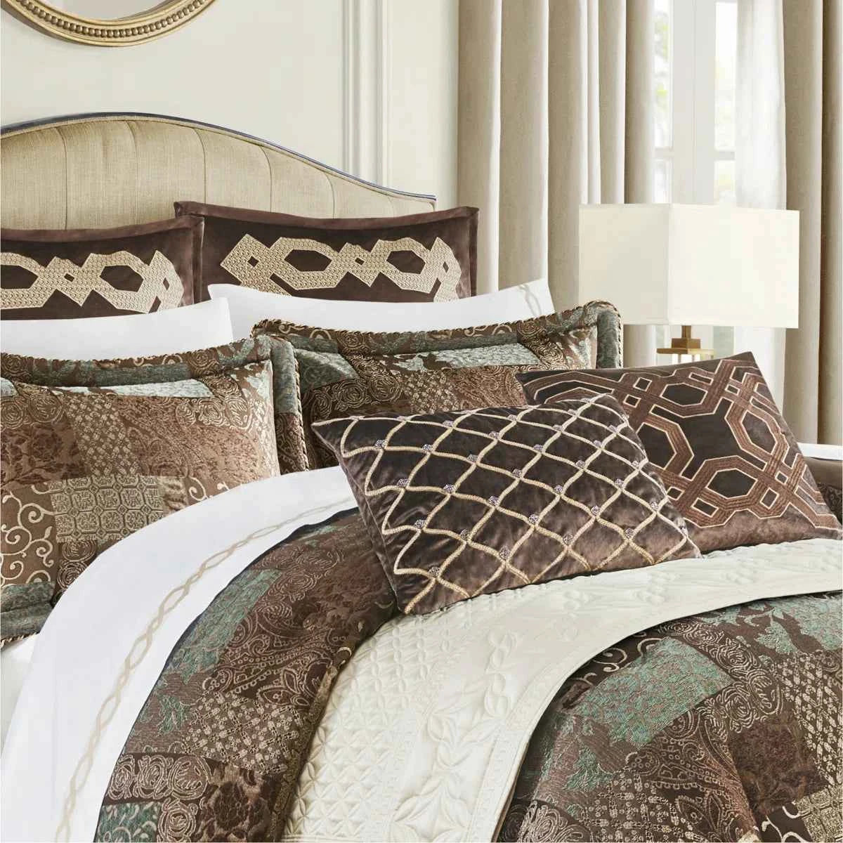 4-Piece Chenille Jacquard Comforter Set - Reversible Heavyweight Bedding with Shams and Satin Bed Skirt