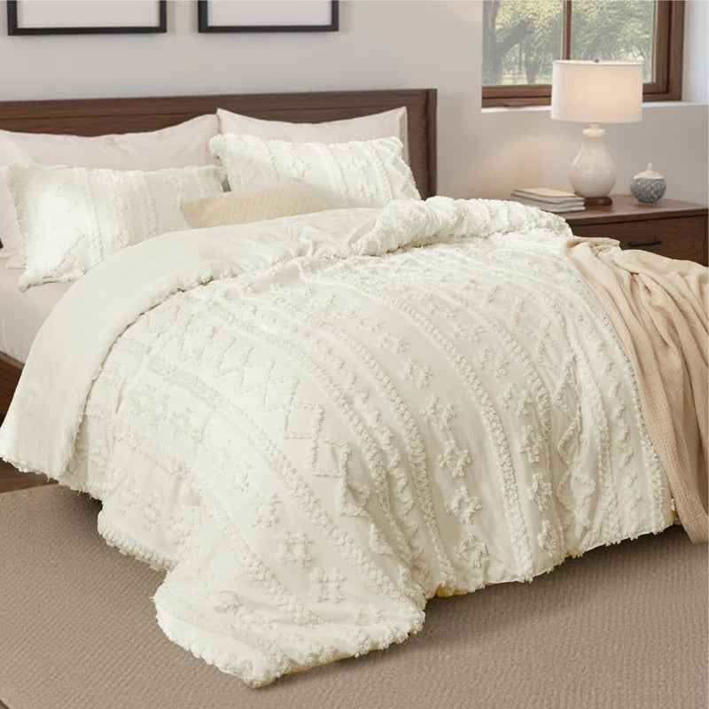 2-Piece Bedsure Beige Tufted Boho Twin Comforter Set - Shabby Farmhouse Jacquard Bedding with Embroidered Shams