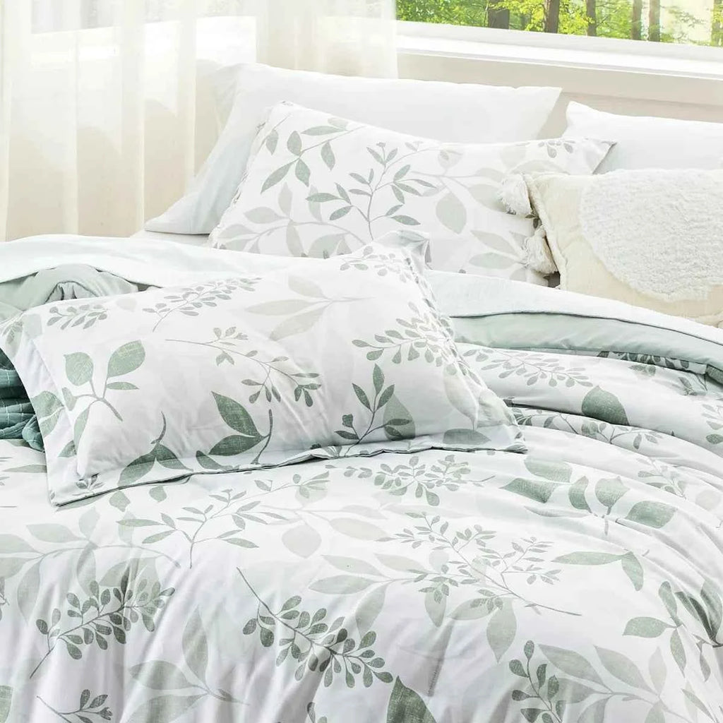 Floral Queen Comforter Set - Soft Microfiber Botanical Bedding with Pillow Shams