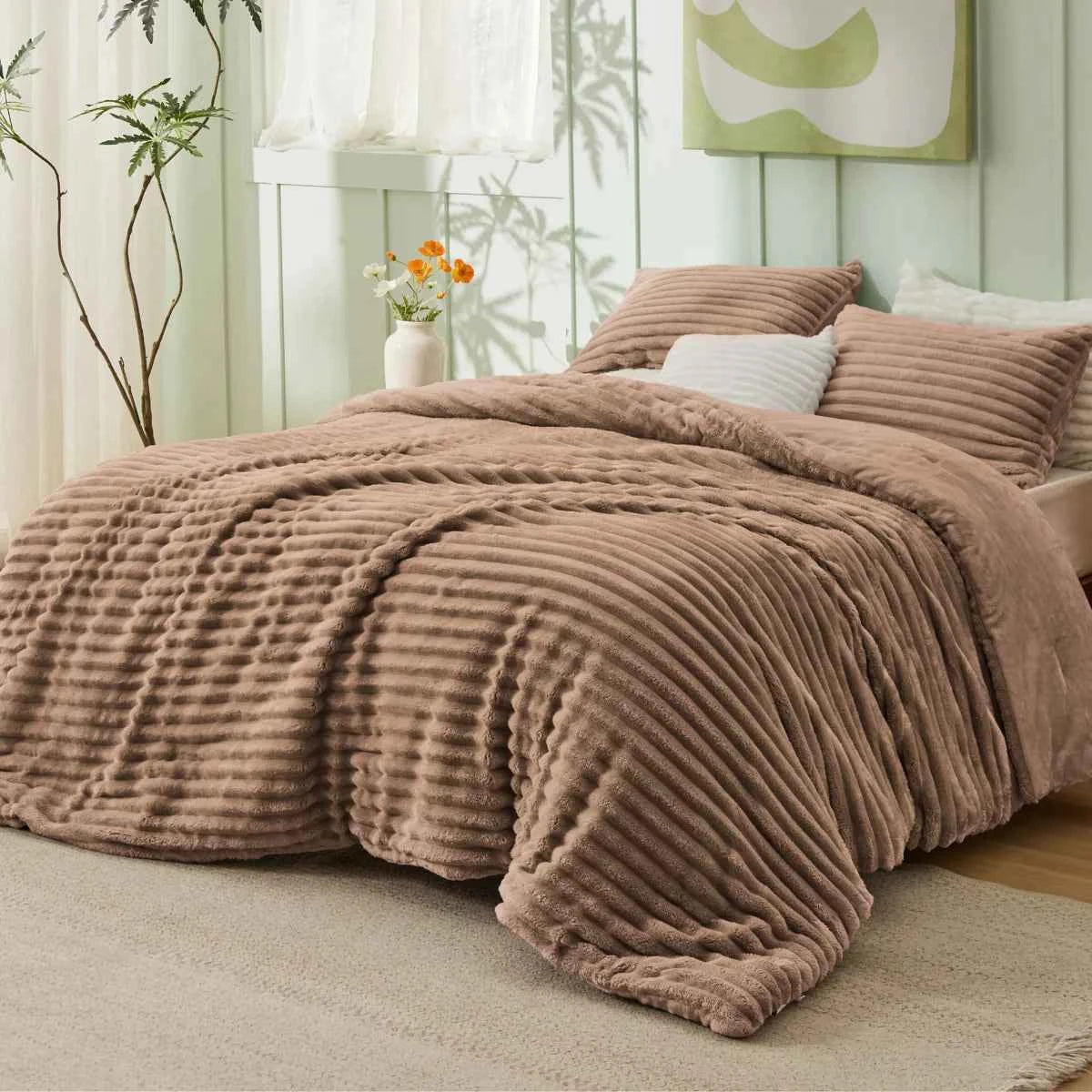 Plush Flannel Striped Fleece Reversible Comforter Set - All-Season Fluffy Light Grey Bedding with Pillow Shams