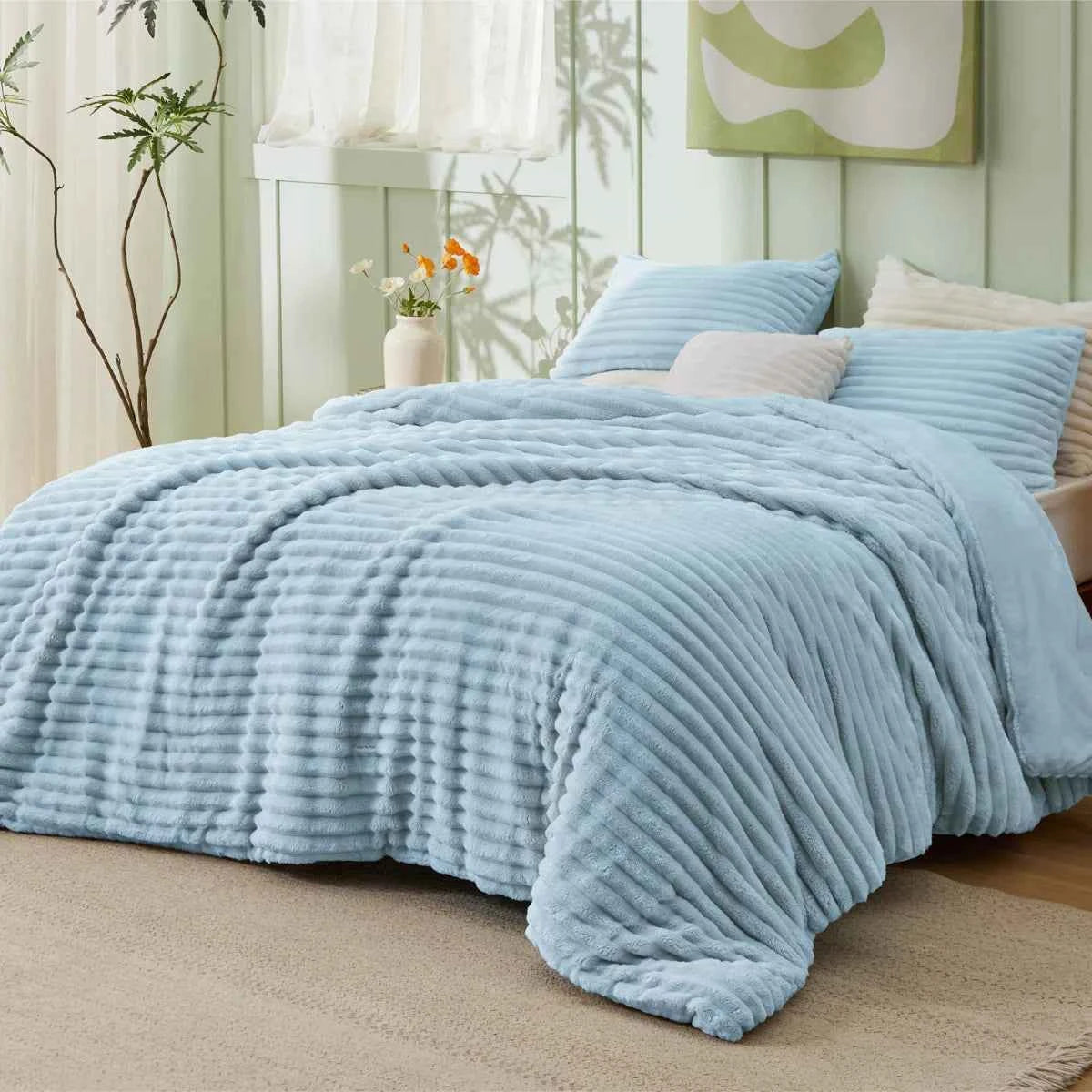 Plush Flannel Striped Fleece Reversible Comforter Set - All-Season Fluffy Light Grey Bedding with Pillow Shams