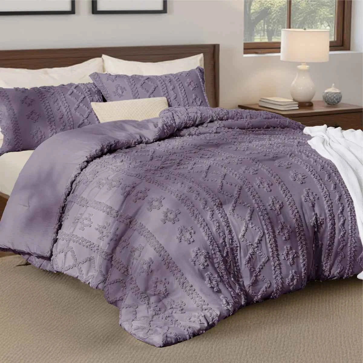 2-Piece Bedsure Beige Tufted Boho Twin Comforter Set - Shabby Farmhouse Jacquard Bedding with Embroidered Shams - Lesvorace