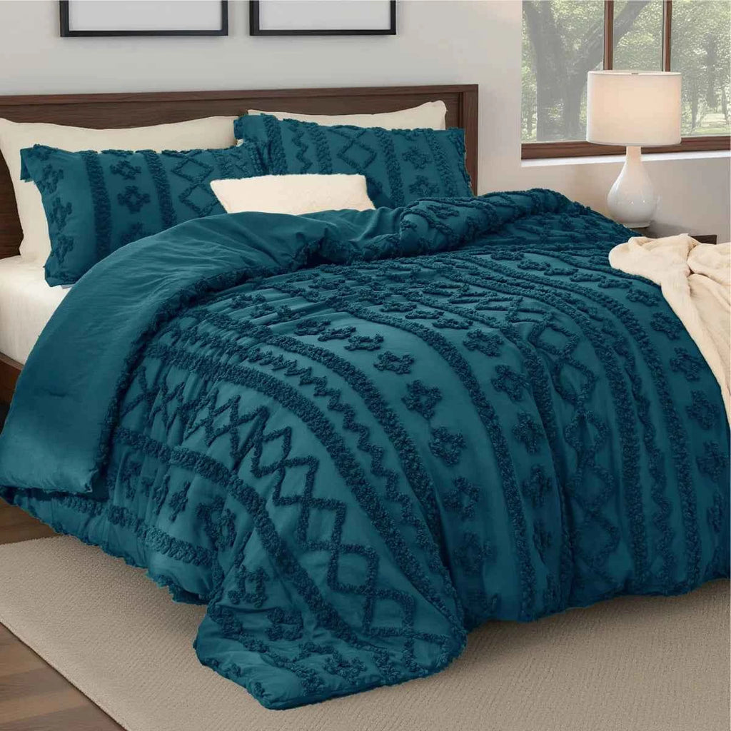 2-Piece Bedsure Beige Tufted Boho Twin Comforter Set - Shabby Farmhouse Jacquard Bedding with Embroidered Shams - Lesvorace