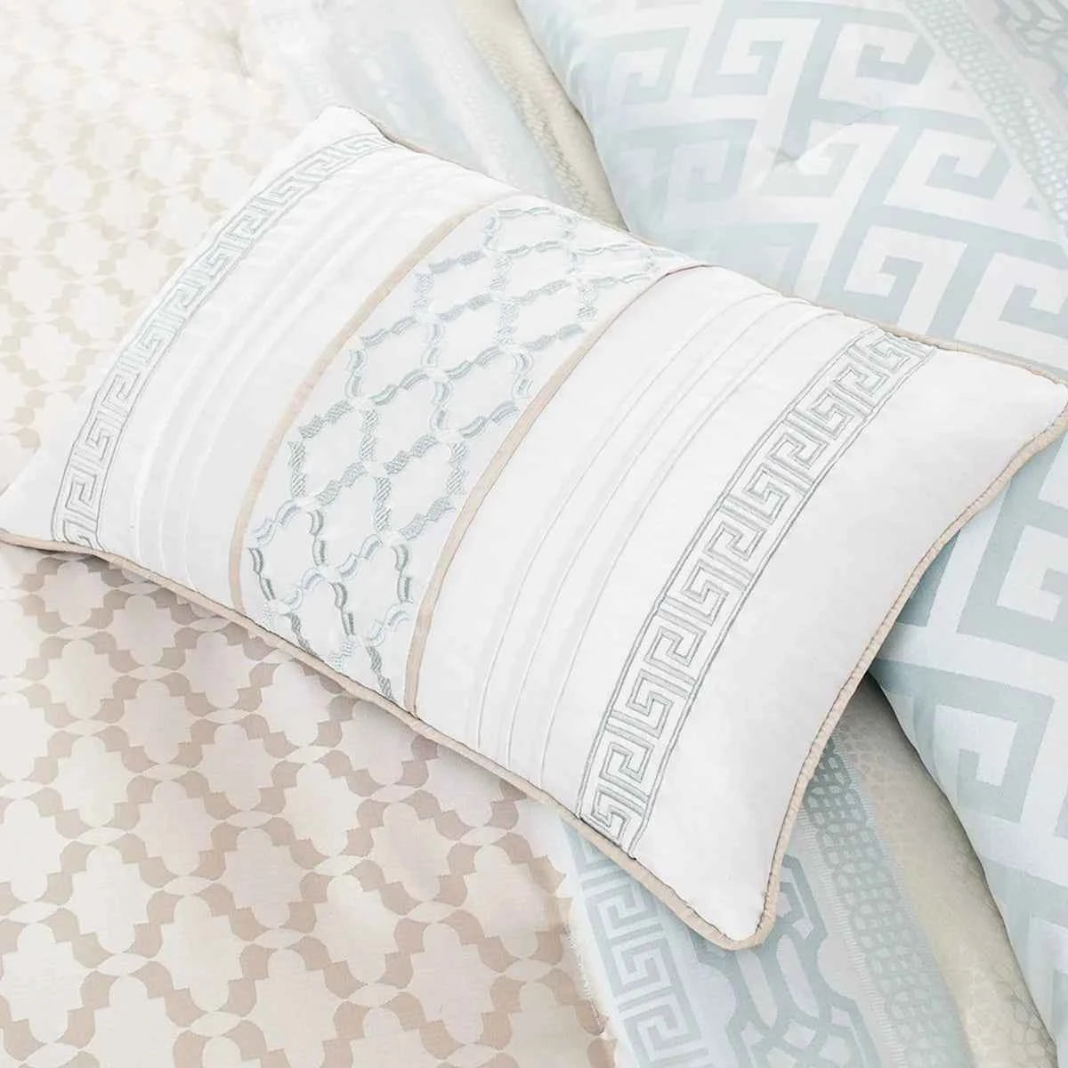 7-Piece Navy Blue Traditional Geometric King Comforter Set - Complete Bedding Ensemble with Pillows and Bed Skirt