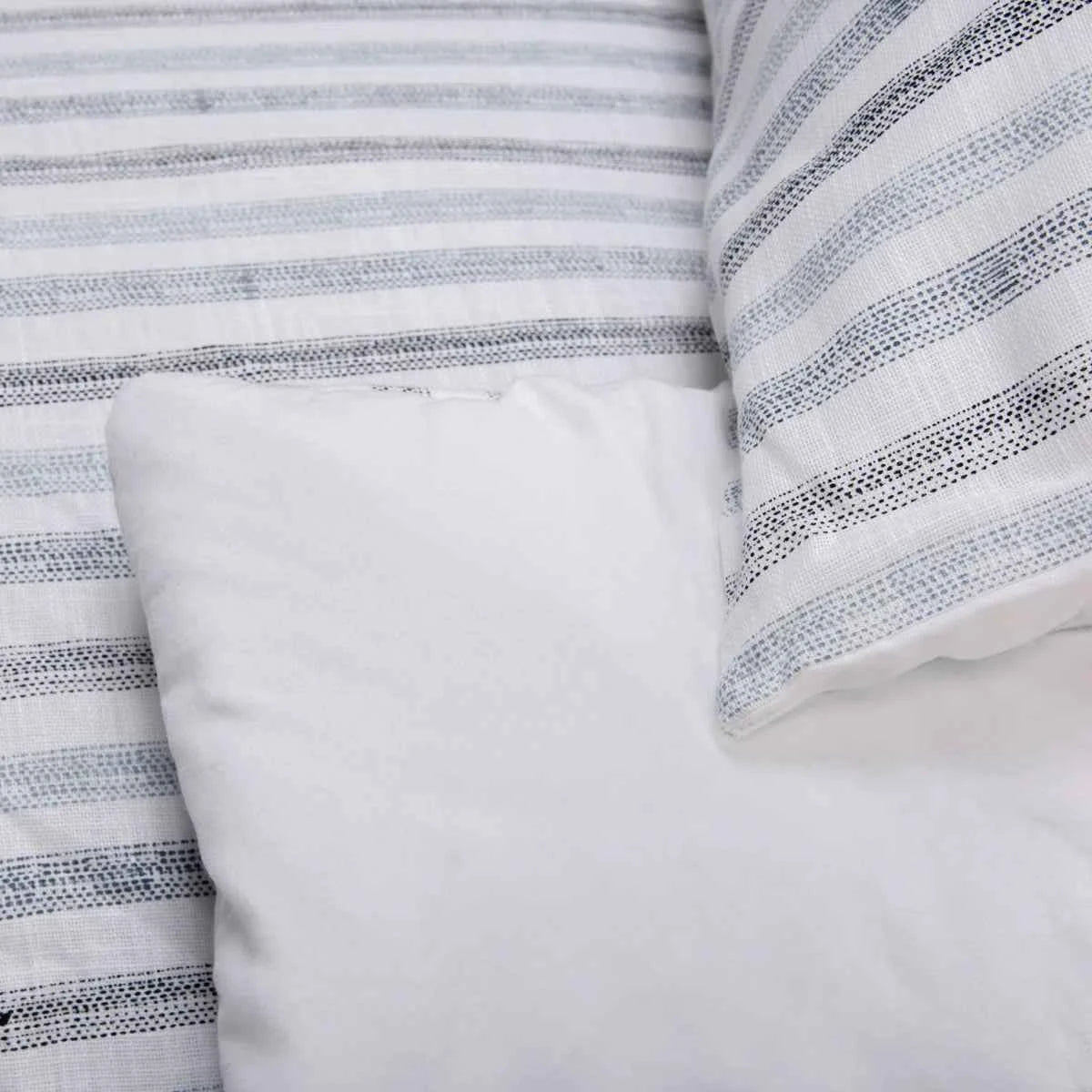 3-Piece Cotton Slub Striped Duvet-Style Comforter Set - Soft Blue and Natural Coastal Bedding with Pillow Shams