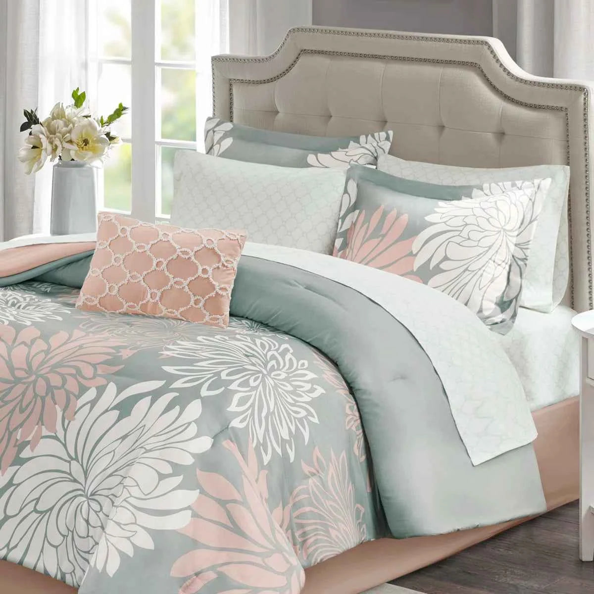 Complete Maible Floral Microfiber Comforter and Cotton Sheet Set - Bed in a Bag with Bed Skirt and Accent Pillow
