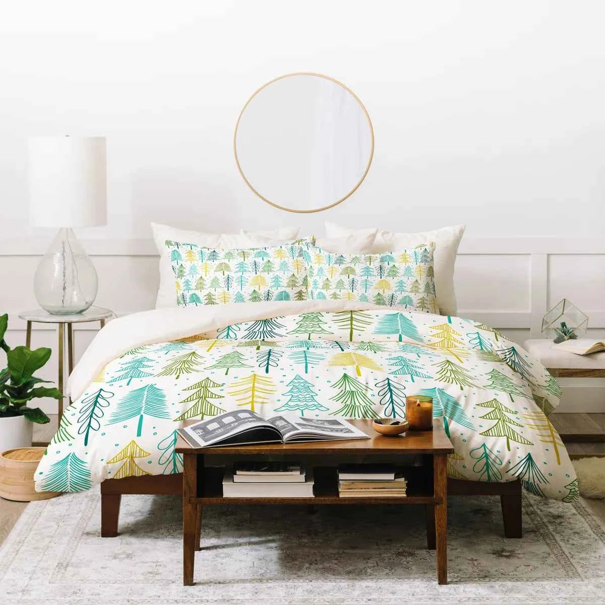 Green & Gold Pine Tree Pattern Printed Polyester Comforter Set - Modern Forest Bedding with Cream Backing