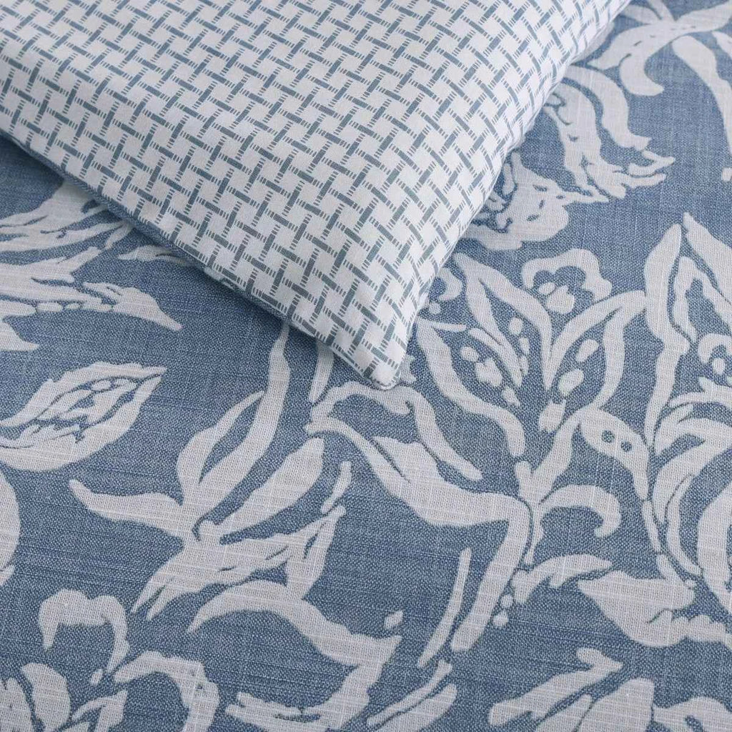 Tortola Reversible Cotton Slub Comforter Set - Printed Painterly Floral Bedding with Pillow Shams
