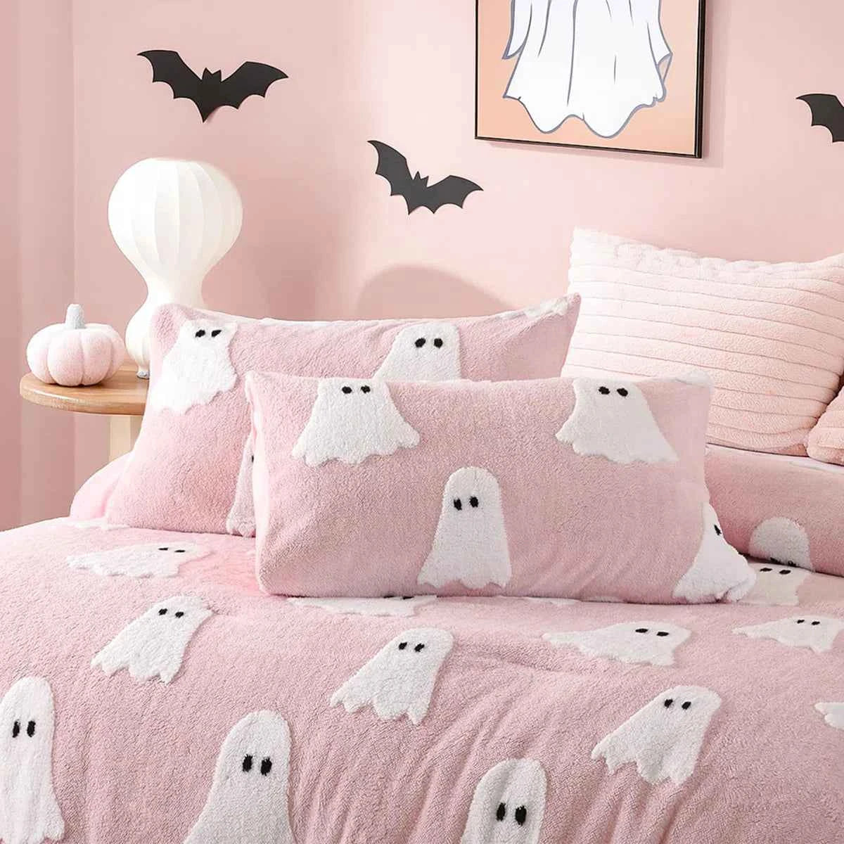 2-Piece Ghost Print Halloween Comforter Set - Twin Lightweight Velvet Seasonal Bedding with Pillowcase